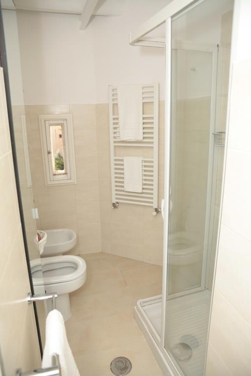 Spanish Steps House Vittoria Rome Room photo